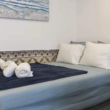 Traditional Duplex In Principe Real Apartment Lisbon